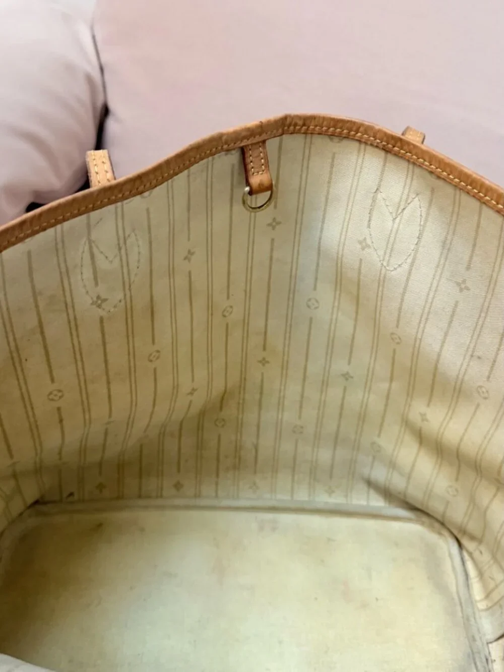 Louis Vuitton authentic louis